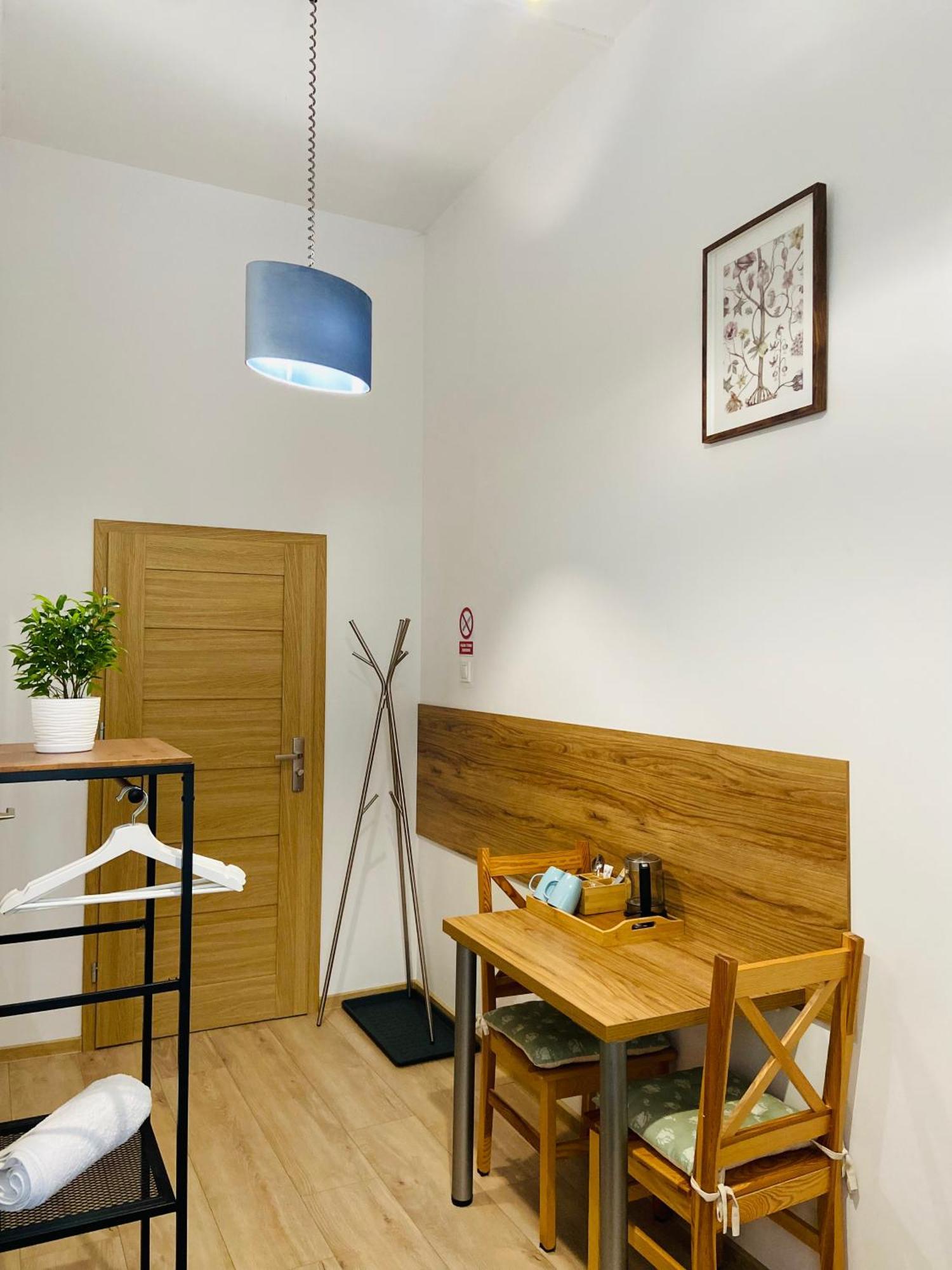 Krakow Apartments & Rooms Extérieur photo