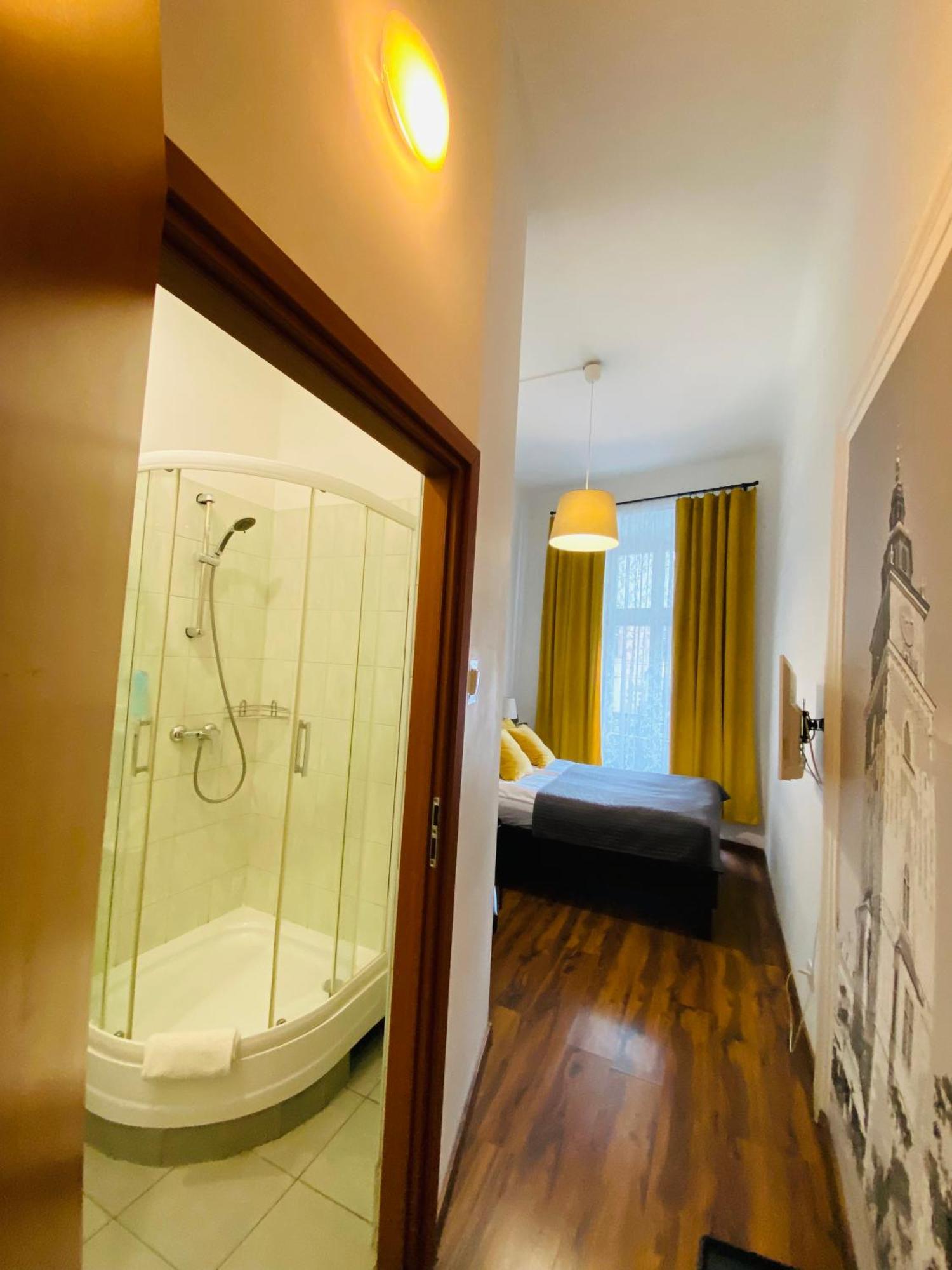 Krakow Apartments & Rooms Extérieur photo