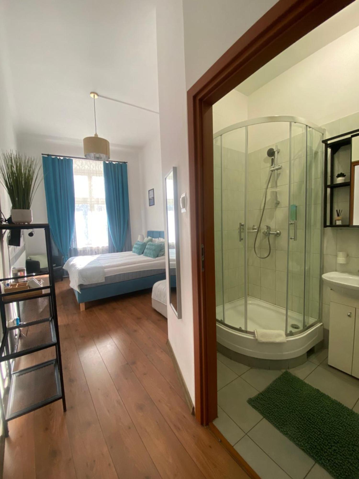 Krakow Apartments & Rooms Extérieur photo