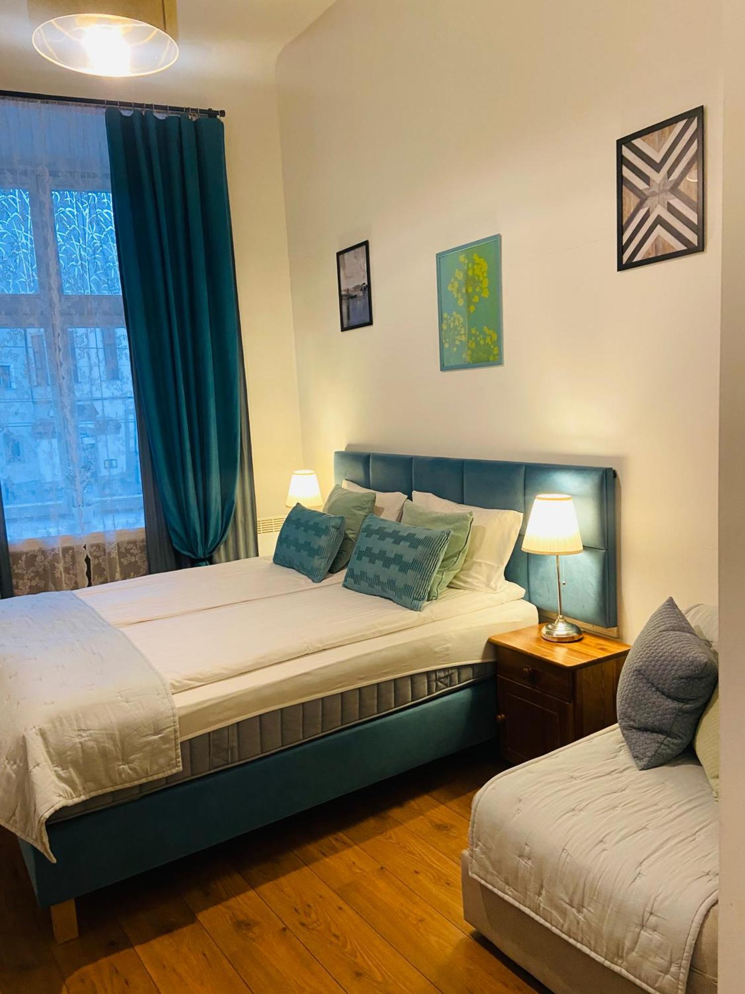 Krakow Apartments & Rooms Extérieur photo